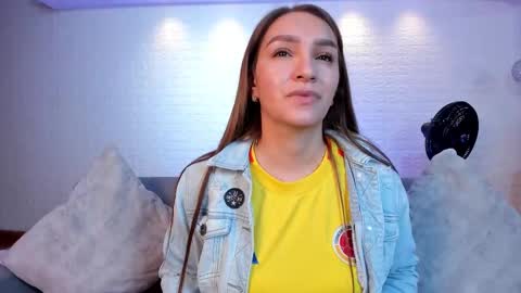 Miia 3 online show from 9, 9, 2025