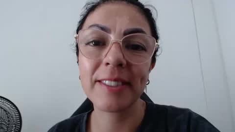 miia_teylorr online show from 30, 1, 2025