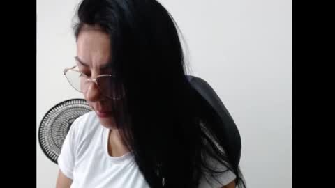 miia_teylorr online show from 1, 2, 2025