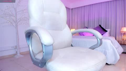 Mia online show from 23, 1, 2025