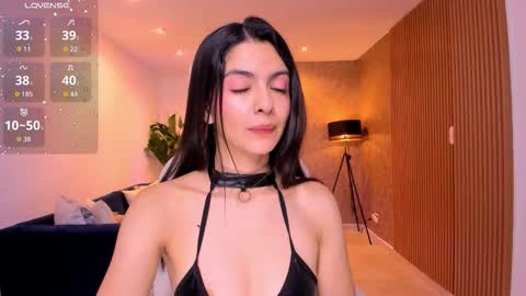 Mia online show from 2, 10, 2025