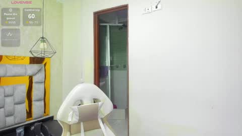 miiaboss online show from 28, 4, 2026