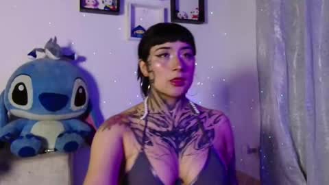 Snapshot of miila_a chatting on 21, 12, 2025 Mila online show from 21, 12, 2025