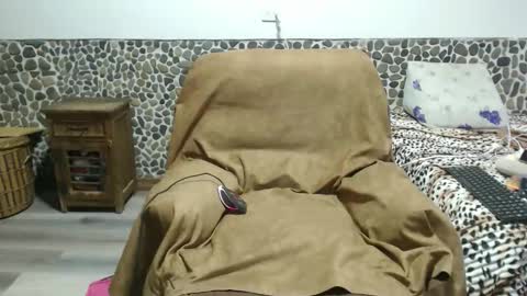 Snapshot of miilu74 chatting on 27, 5, 2026 Miilu74 online show from 27, 5, 2026