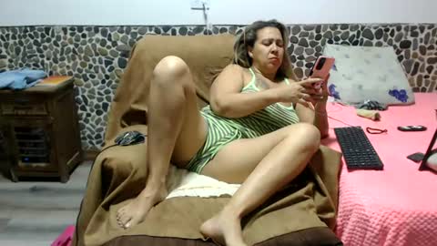 Snapshot of miilu74 chatting on 8, 7, 2026 Miilu74 online show from 8, 7, 2026