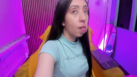 miilu  online show from 19, 4, 2026