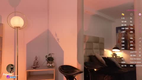 Snapshot of miissjulia chatting on 9, 12, 2024 online show from 9, 12, 2024