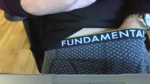 mik online show from 23, 12, 2024