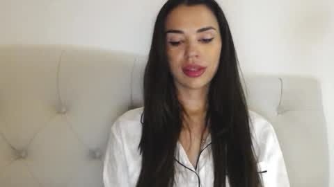 Mika online show from 9, 9, 2025