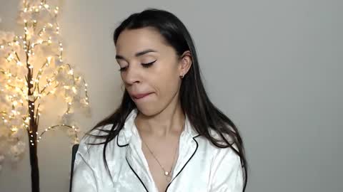 Mika online show from 1, 10, 2025