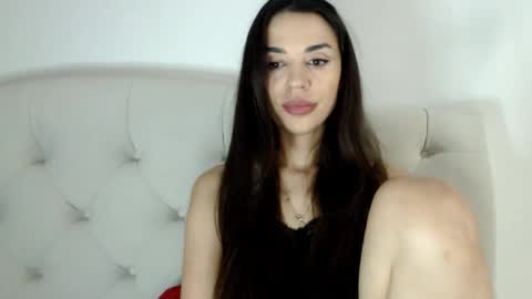 Mika online show from 16, 11, 2025