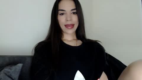 Snapshot of mika_gold7 chatting on 2, 5, 2026 Mika online show from 2, 5, 2026