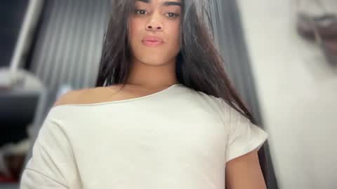 mika_pedersen online show from 14, 4, 2026