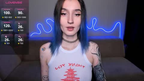 Mika online show from 28, 11, 2025