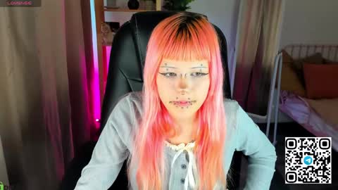 Mika online show from 25, 4, 2026