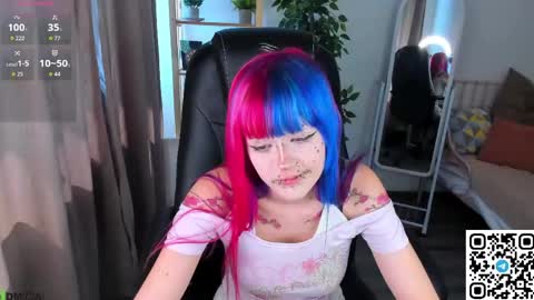 Snapshot of mika_vatashi chatting on 4, 6, 2026 Mika online show from 4, 6, 2026