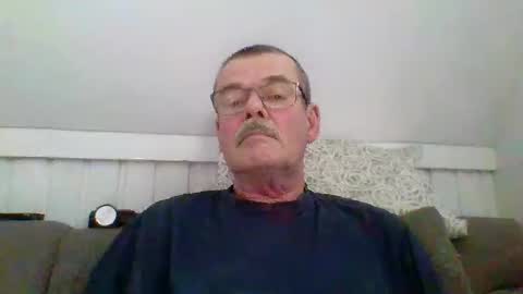 mikael42 online show from 13, 2, 2026