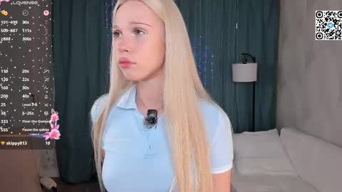 Angel girl online show from 22, 4, 2026