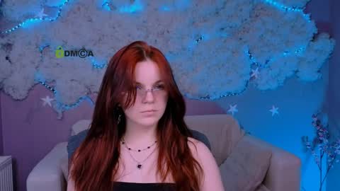 Mika online show from 22, 4, 2026