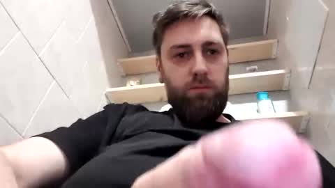 Mika online show from 28, 1, 2025