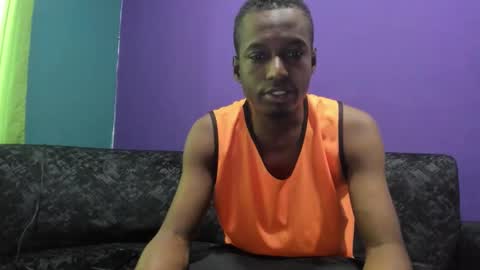 Mike Steven --- Independent Model--- online show from 8, 3, 2026