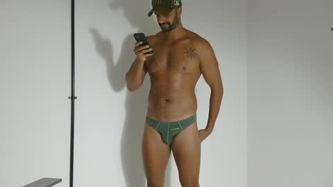 mike online show from 28, 4, 2026