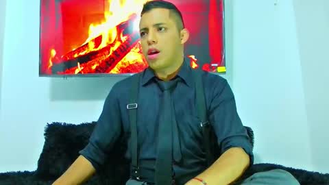 Snapshot of mike_fetiche chatting on 14, 11, 2025 mike_fetiche online show from 14, 11, 2025