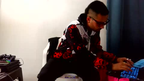 Snapshot of mike_leonrey22 chatting on 8, 11, 2025 mike_leonrey22 online show from 8, 11, 2025