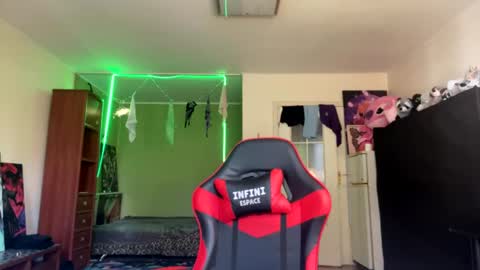 Mike online show from 14, 7, 2026