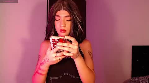 Snapshot of mikee_g chatting on 12, 1, 2025 ZARA BLARE online show from 12, 1, 2025