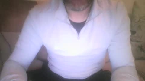 Snapshot of mikehockishuge9 chatting on 8, 11, 2025 mikehockishuge9 online show from 8, 11, 2025