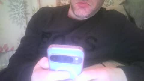 Snapshot of mikehockishuge9 chatting on 12, 1, 2026 mikehockishuge9 online show from 12, 1, 2026