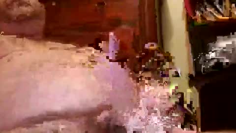 Snapshot of mikemalas1000 chatting on 16, 12, 2025 mikemalas1000 online show from 16, 12, 2025