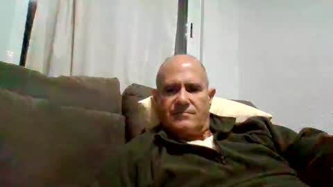 Snapshot of mikereef chatting on 19, 2, 2025 mikereef online show from 19, 2, 2025