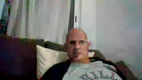 Snapshot of mikereef chatting on 27, 2, 2025 mikereef online show from 27, 2, 2025