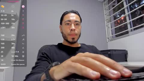 Snapshot of mikesantoss1 chatting on 25, 10, 2025 Mike online show from 25, 10, 2025