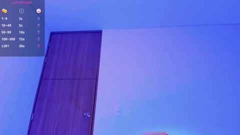 Snapshot of mikesantoss1 chatting on 28, 10, 2025 Mike online show from 28, 10, 2025