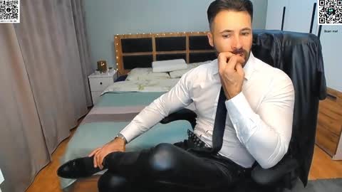 Mike    online show from 15, 12, 2024