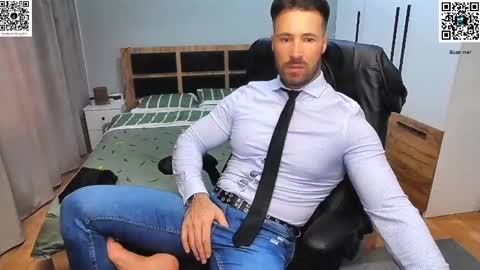 Mike    online show from 30, 1, 2025