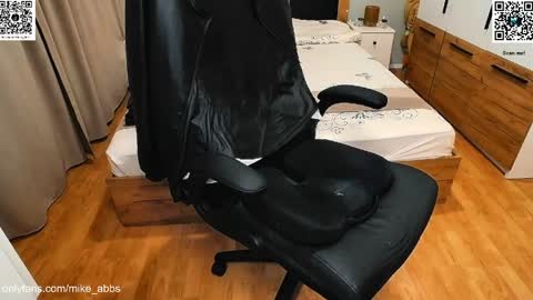 Mike    online show from 18, 4, 2026