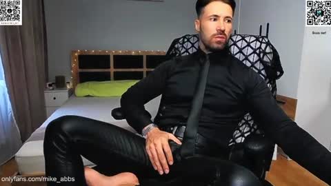 Mike    online show from 22, 7, 2026