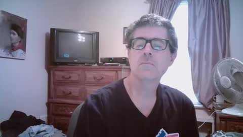 Mike online show from 24, 4, 2026