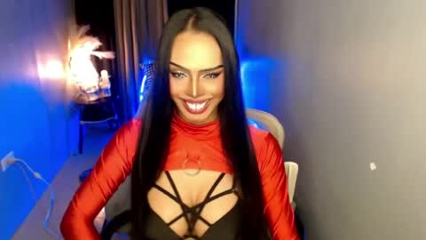 Mistress MikeyAlawi online show from 9, 6, 2026