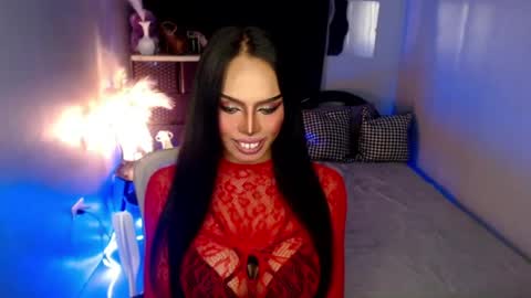 Mistress MikeyAlawi online show from 13, 6, 2026
