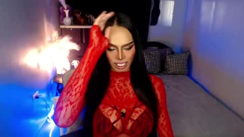 Mistress MikeyAlawi online show from 16, 6, 2026