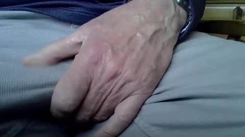 mikeybed online show from 28, 1, 2025