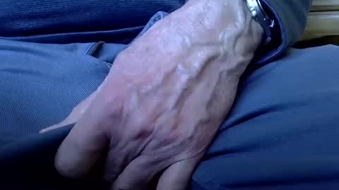 mikeybed online show from 4, 3, 2025