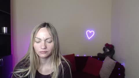 Adalina online show from 6, 4, 2026