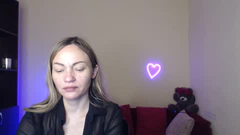 Snapshot of mikkey_mouse8 chatting on 3, 6, 2026 Adalina online show from 3, 6, 2026