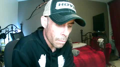 miklouel79 online show from 10, 8, 2026